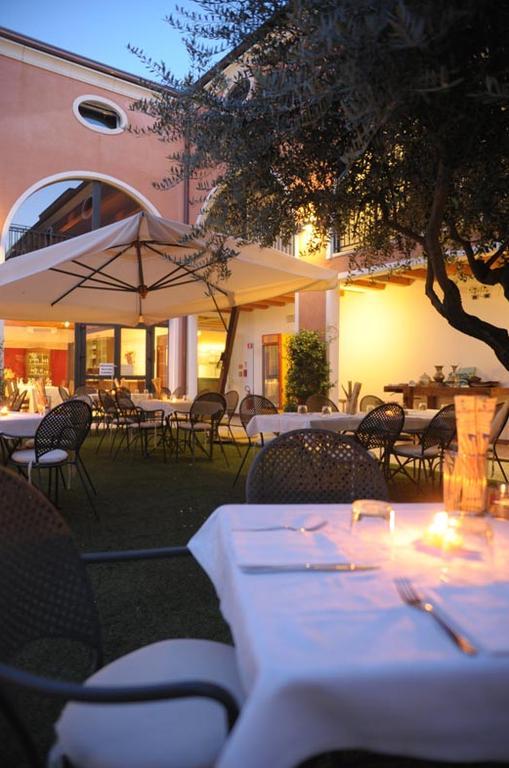 Hotel Villa Altura Ospedaletto Euganeo Exterior foto