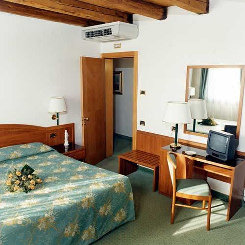 Hotel Villa Altura Ospedaletto Euganeo Exterior foto